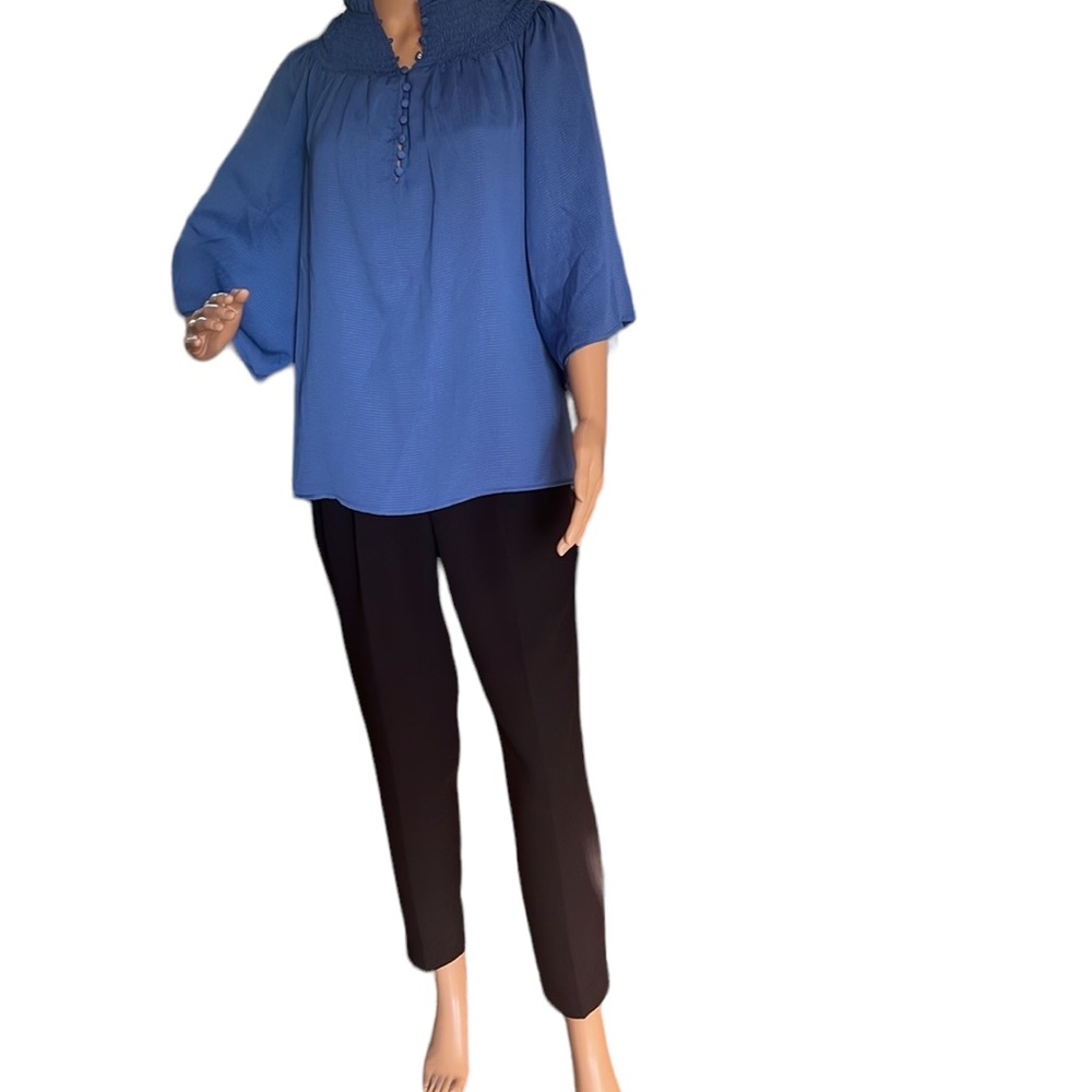 Blue top - Picture 8 of 9